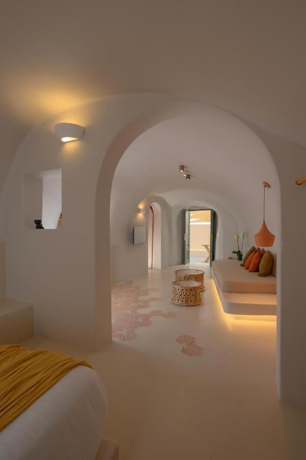 Elements Cave Suites Μεγαλοχώρι Εξωτερικό φωτογραφία