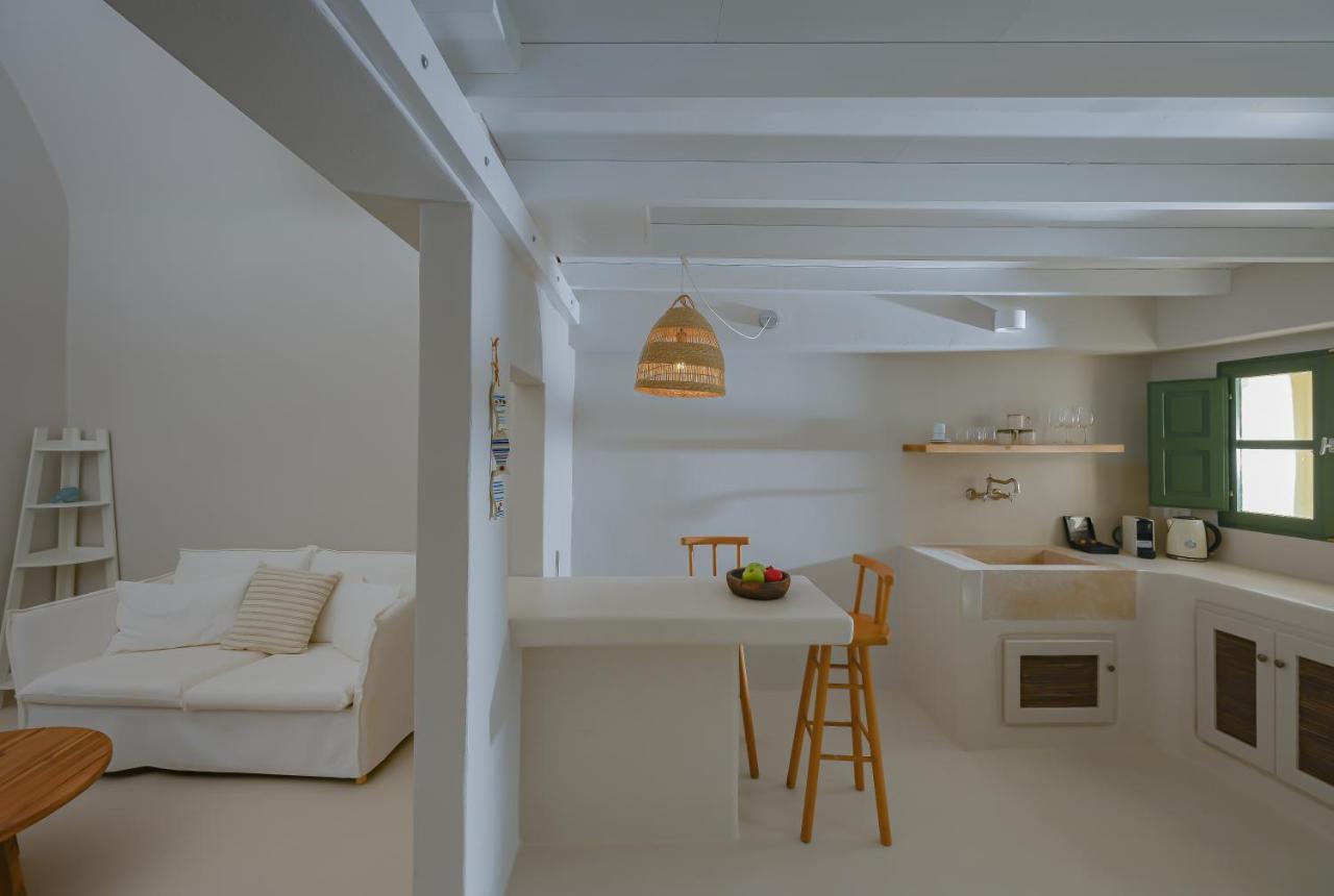Elements Cave Suites Μεγαλοχώρι Εξωτερικό φωτογραφία