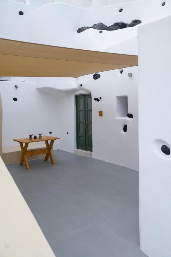 Elements Cave Suites Μεγαλοχώρι Εξωτερικό φωτογραφία