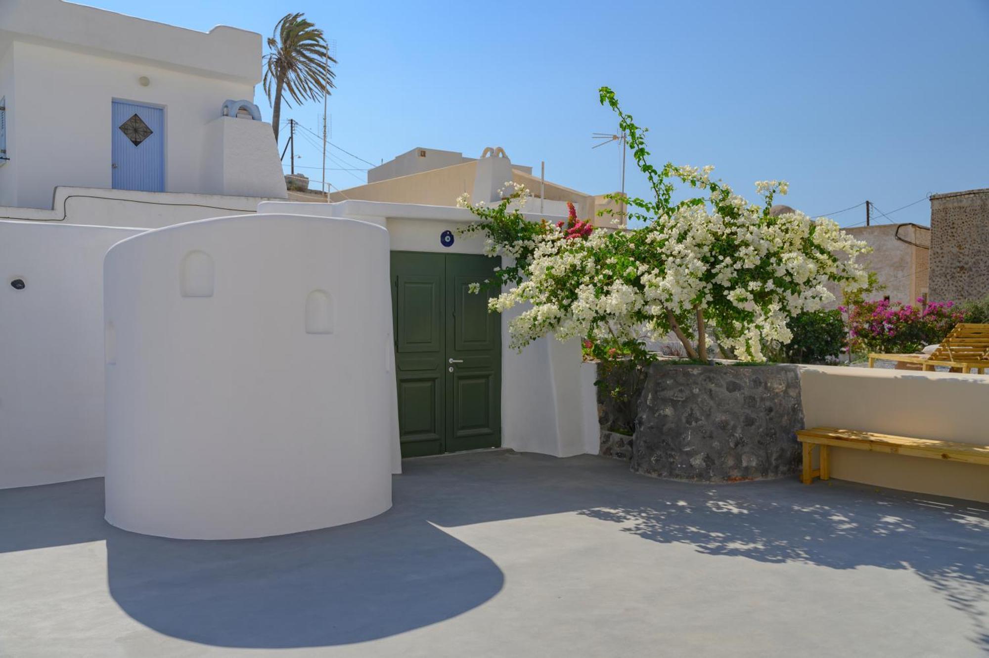 Elements Cave Suites Μεγαλοχώρι Εξωτερικό φωτογραφία