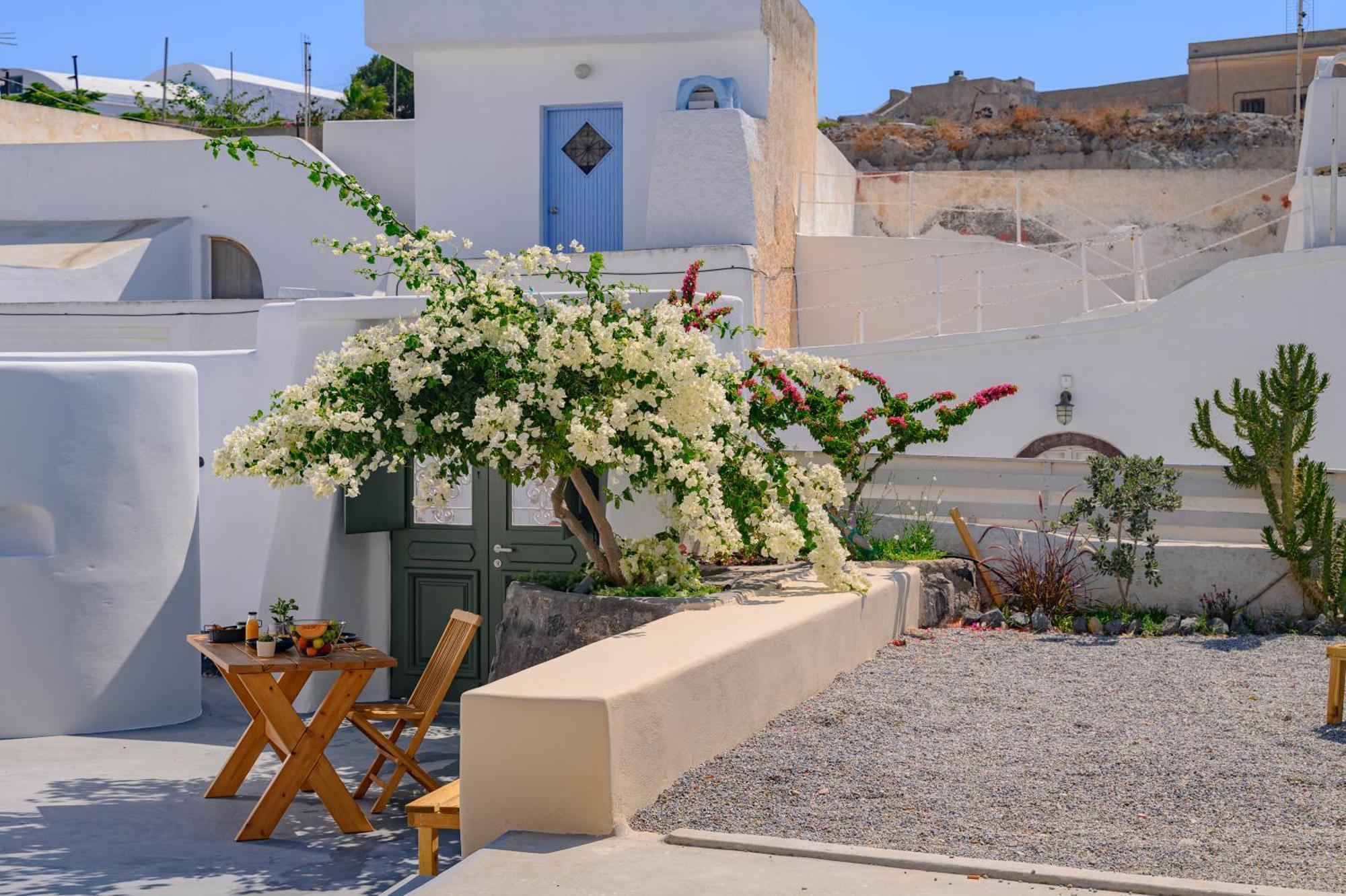 Elements Cave Suites Μεγαλοχώρι Εξωτερικό φωτογραφία