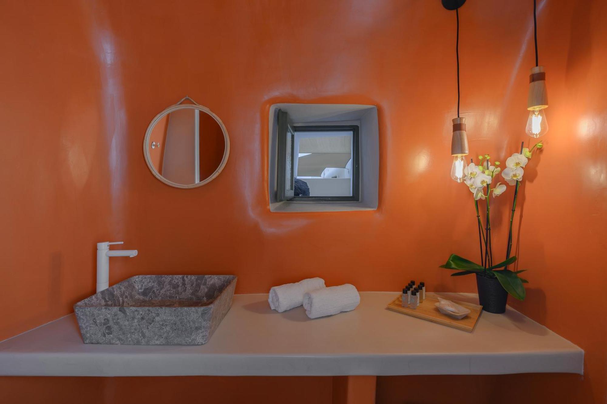 Elements Cave Suites Μεγαλοχώρι Δωμάτιο φωτογραφία